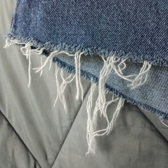 Women's Wrangler Denim Jean Shorts Distressed Style Raw Hem Premium Quality - Picture 6 of 12